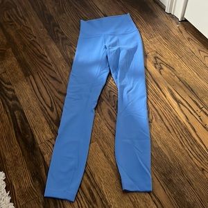 Blue Nile Lululemon Wunder Train Leggings